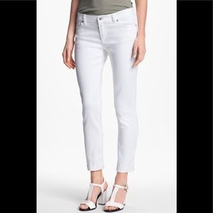 Two by Vince Camuto white crop jeans, 29 P